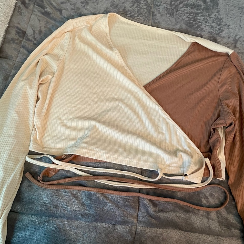 Split colored cropped wrap top with ties